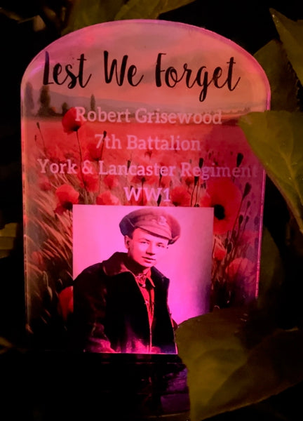 Lest We Forget - Solar Light - Memorial gift