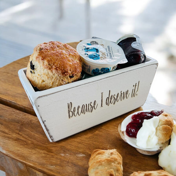 Mrs O’Reilly’s Personalised Cream Tea with Fruit Scones gift set